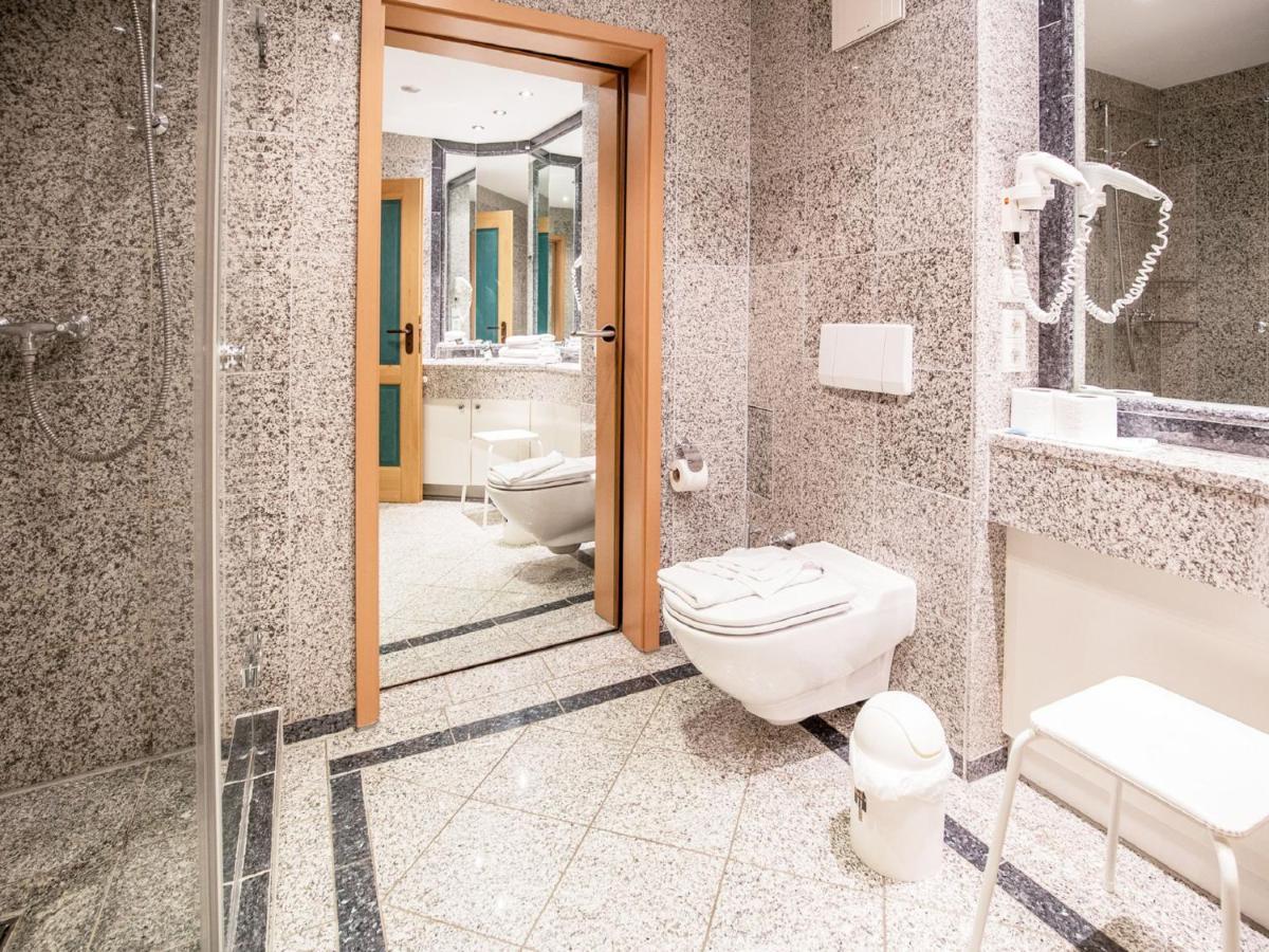 Duenenpark Binz - Komfort Ferienwohnung Mit 1 Schlafzimmer Und Terrasse Im Erdgeschoss 003 Esterno foto